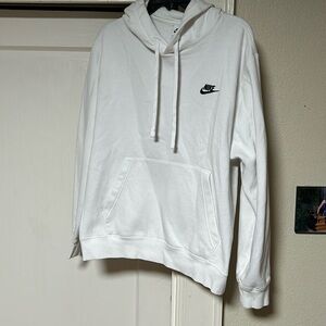 Women’s Nike Sportswear white oversized pullover hoodie.